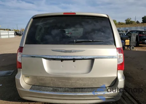 2013 Chrysler Town & Country Touring from USA, damaged, VIN 2C4RC1BG9DR779537